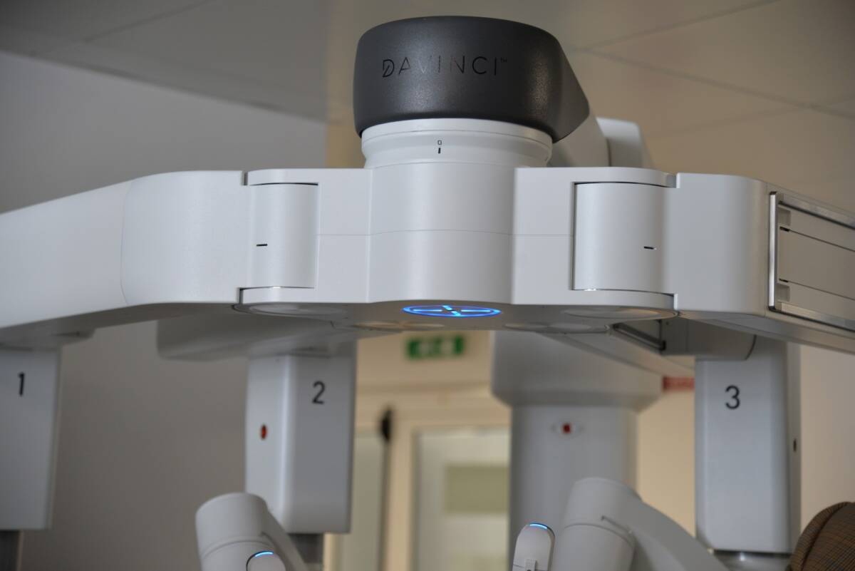OSPEDALE CHIETI: IN FUNZIONE ROBOT “DA VINCI XI”, PER CHIRURGIA DI PRECISIONE E MINI-INVASIVA
