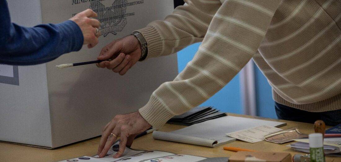 ELEZIONI: URNE APERTE, IL GIORNO DELLE SCELTE. ALLE 19 HA VOTATO 51,16 PER CENTO AVENTI DIRITTO