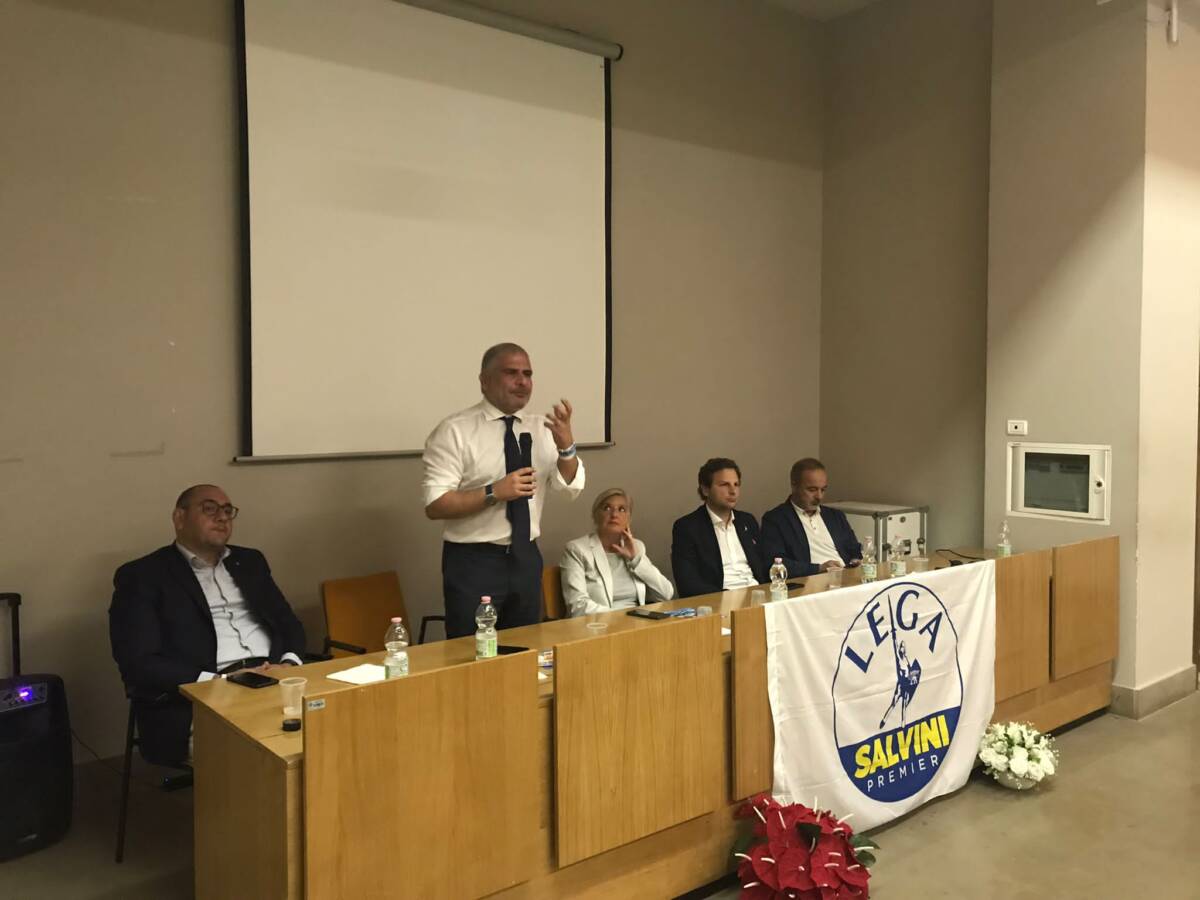 VERSO IL VOTO: PRESENTATI CANDIDATI LEGA A CELANO, “TAGLIARE RDC A CHI STA SUL DIVANO”