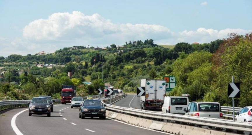 A14, ASPI PROROGA STOP CANTIERI PER RIENTRI: TRANSITO SU TUTTE LE CORSIE TRA PEDASO E PESCARA
