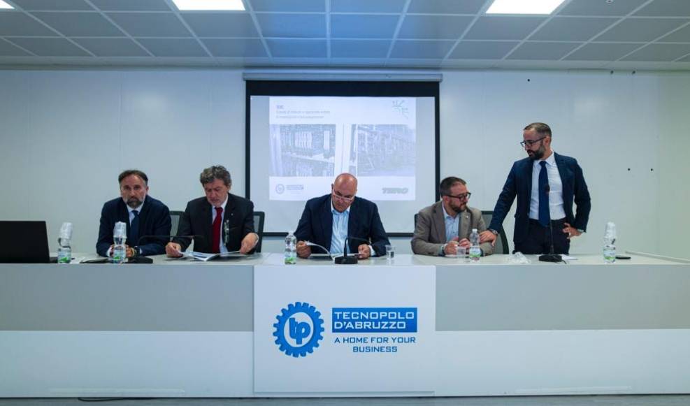 ELEZIONI, CROSETTO IN ABRUZZO: “CONTRO CARO ENERGIA SUBITO INTERVENTO ATTUALE GOVERNO”