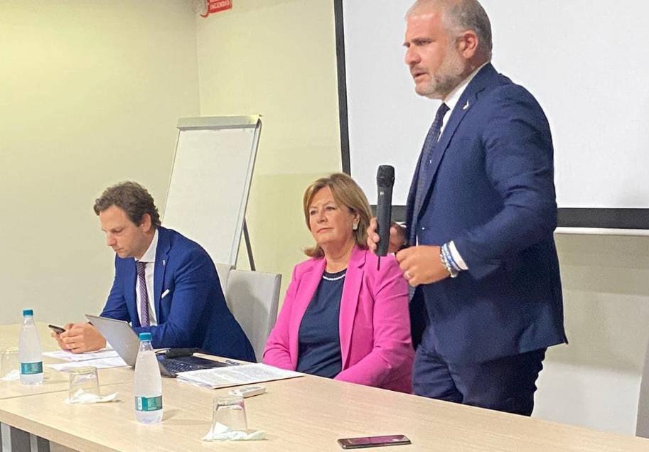 ELEZIONI, LEGA: “BILANCIO SANITA’ POSITIVO, NON CHIUSI PRESIDI AREE INTERNE, STRATEGIA GIUSTA”