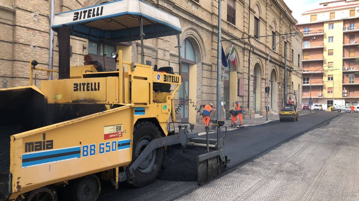 CHIETI: AL VIA DOMANI LAVORI RIFACIMENTO MANTO STRADALE PIAZZA GARIBALDI E VIA ARNIESE