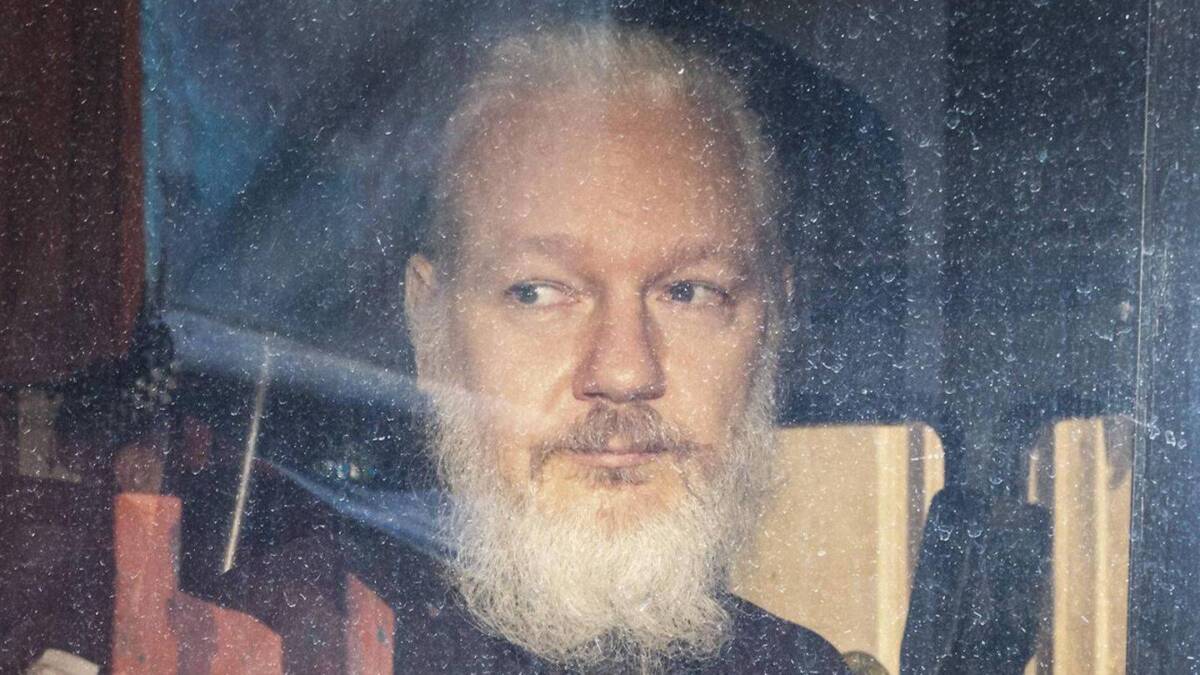 LIBERTA’ PER JULIAN ASSANGE: QUERENCIA L’AQUILA PARTECIPA A MOBILITAZIONE MONDIALE