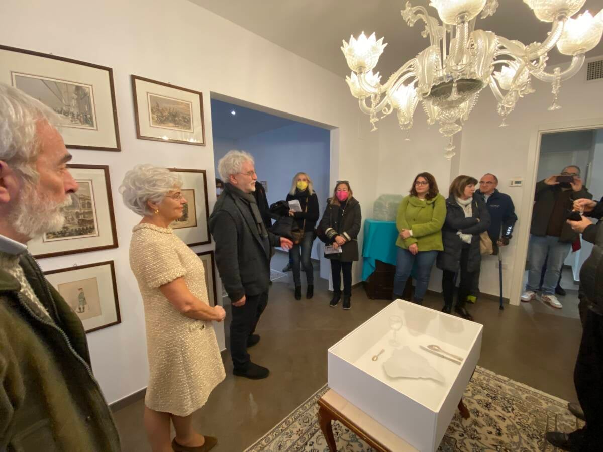 L’AQUILA: ARTE & DOMICILI, IN MOSTRA “PIATTI E NUTRIMENTI” DI SERGIO NANNICOLA