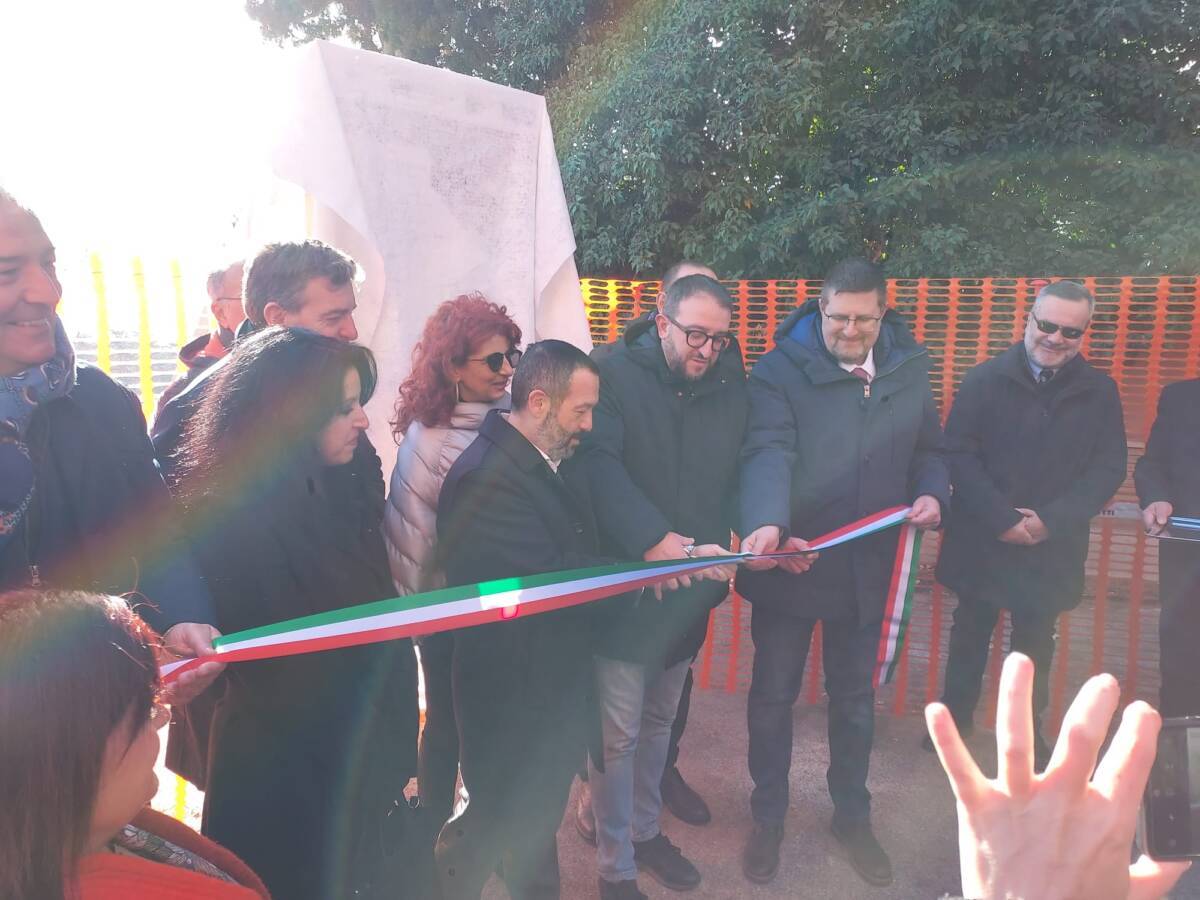 L’AQUILA: ASCENSORE TRA TERMINAL E VIALE RENDINA, TAGLIO DEL NASTRO  E FINE LAVORI IN 256 GIORNI