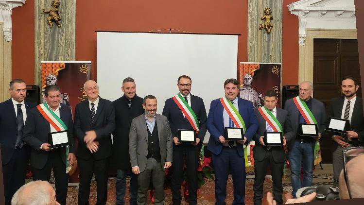 CAPISTRELLO: ASSEGNATO AL COMUNE IL PREMIO D’ANGIO’ PER L’OPERA DEI “CUNICOLI DI CLAUDIO”