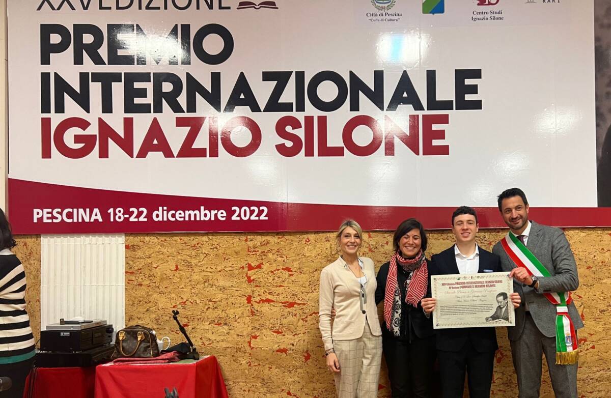PESCINA: PREMIO INTERNAZIONALE SILONE, SECONDO CLASSIFICATO UNO STUDENTE DEL “VITRUVIO”