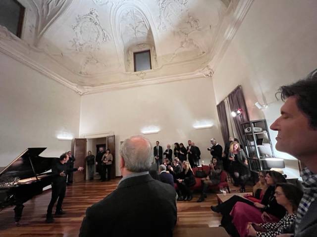 L’AQUILA: INAUGURATO PALAZZO FALCONI, AL VIA PROGETTO “DI COSA SIAMO CAPACI”