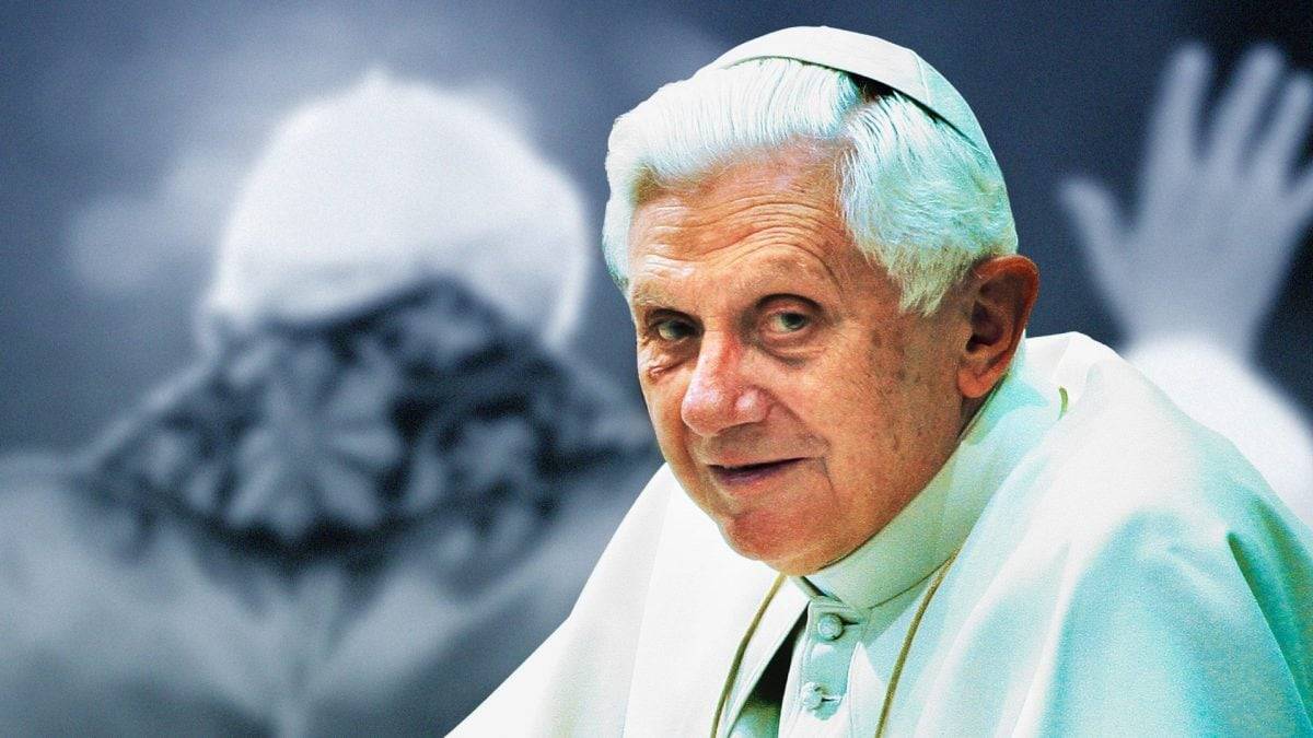 MORTO BENEDETTO XVI: IL PAPA EMERITO COME CELESTINO V RINUNCIO’ AL SOGLIO PONTIFICIO