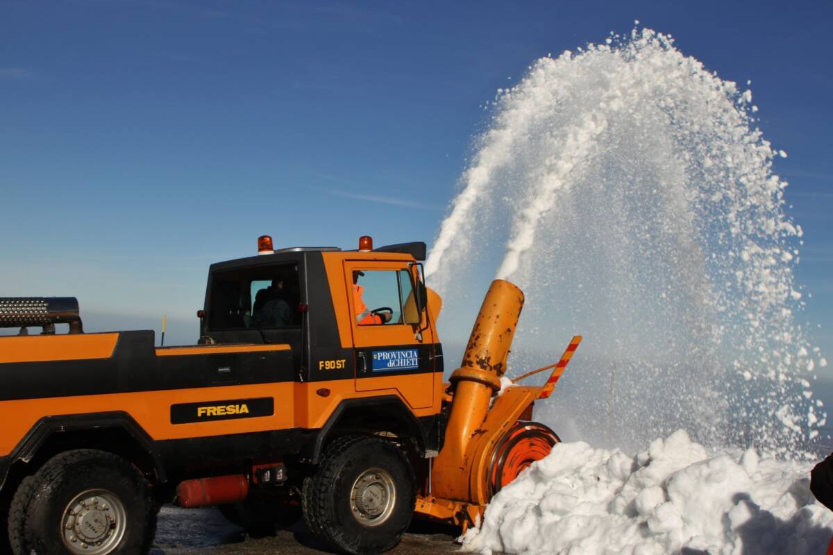 PIANO NEVE DELLA PROVINCIA DI CHIETI: CI SONO 7 TURBINE, 16 MEZZI PESANTI E 75 DITTE PRIVATE