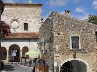 RITROVATE MUMMIE NELLA CHIESA DI SANTA MARIE DELLE GRAZIE A CALASCIO: PRESTO STUDI GRUPPO RICERCA
