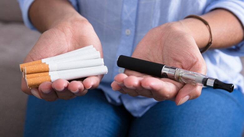 STRETTA SUL FUMO: VERSO STOP ALL’APERTO ANCHE PER LE SIGARETTE ELETTRONICHE
