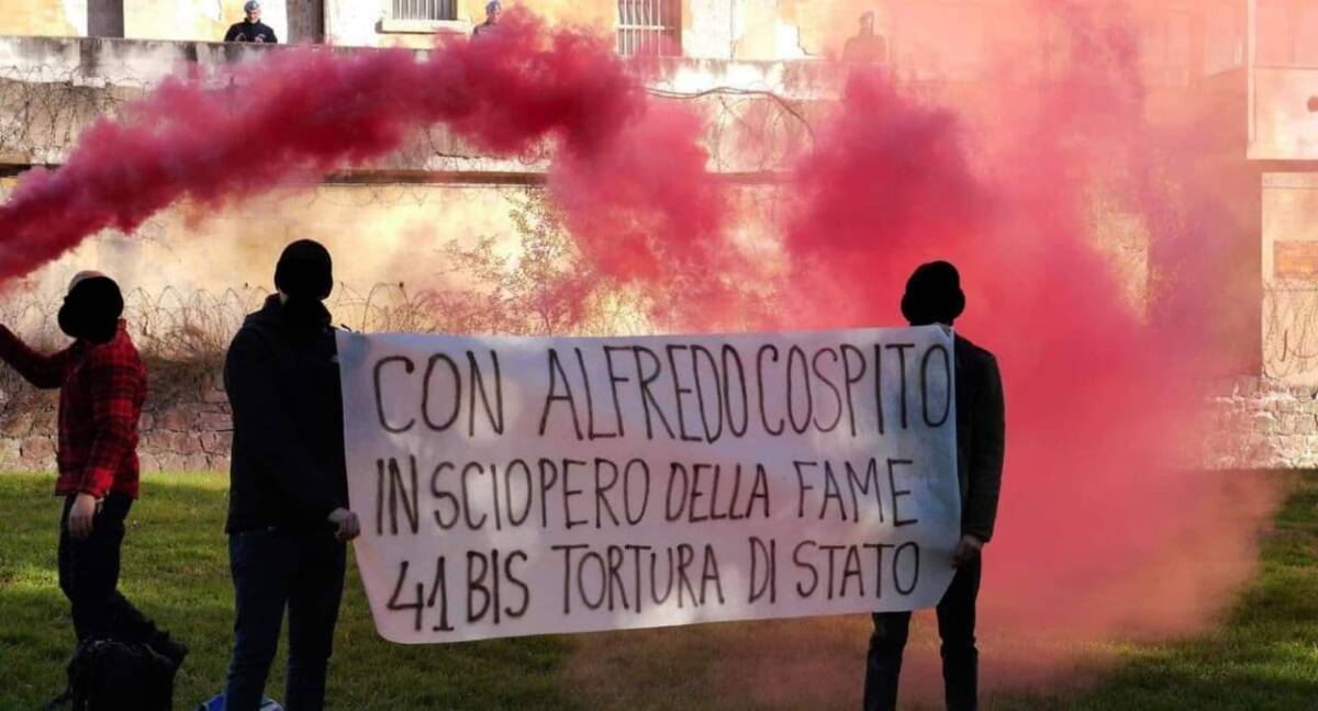 COSPITO, PRESIDIO DICEMBRE A GIULIANOVA: 7 ANARCHICI DENUNCIATI