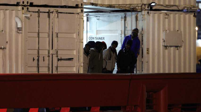 OCEAN VIKING AD ANCONA, SINDACO: “MIGRANTI IN CITTA’ DEL CENTROSINISTRA? NO A TEATRINO POLITICA”