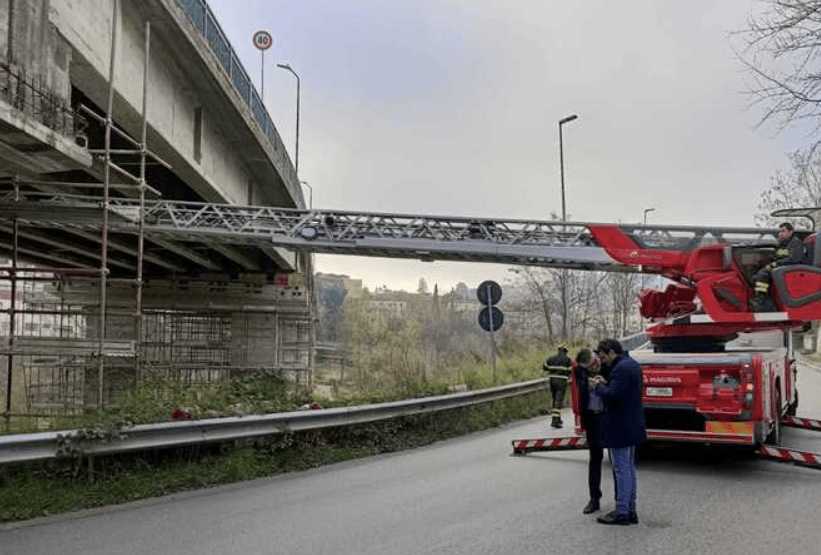 LESIONI SU ASFALTO: CHIUSO PONTE SAN GABRIELE A TERAMO
