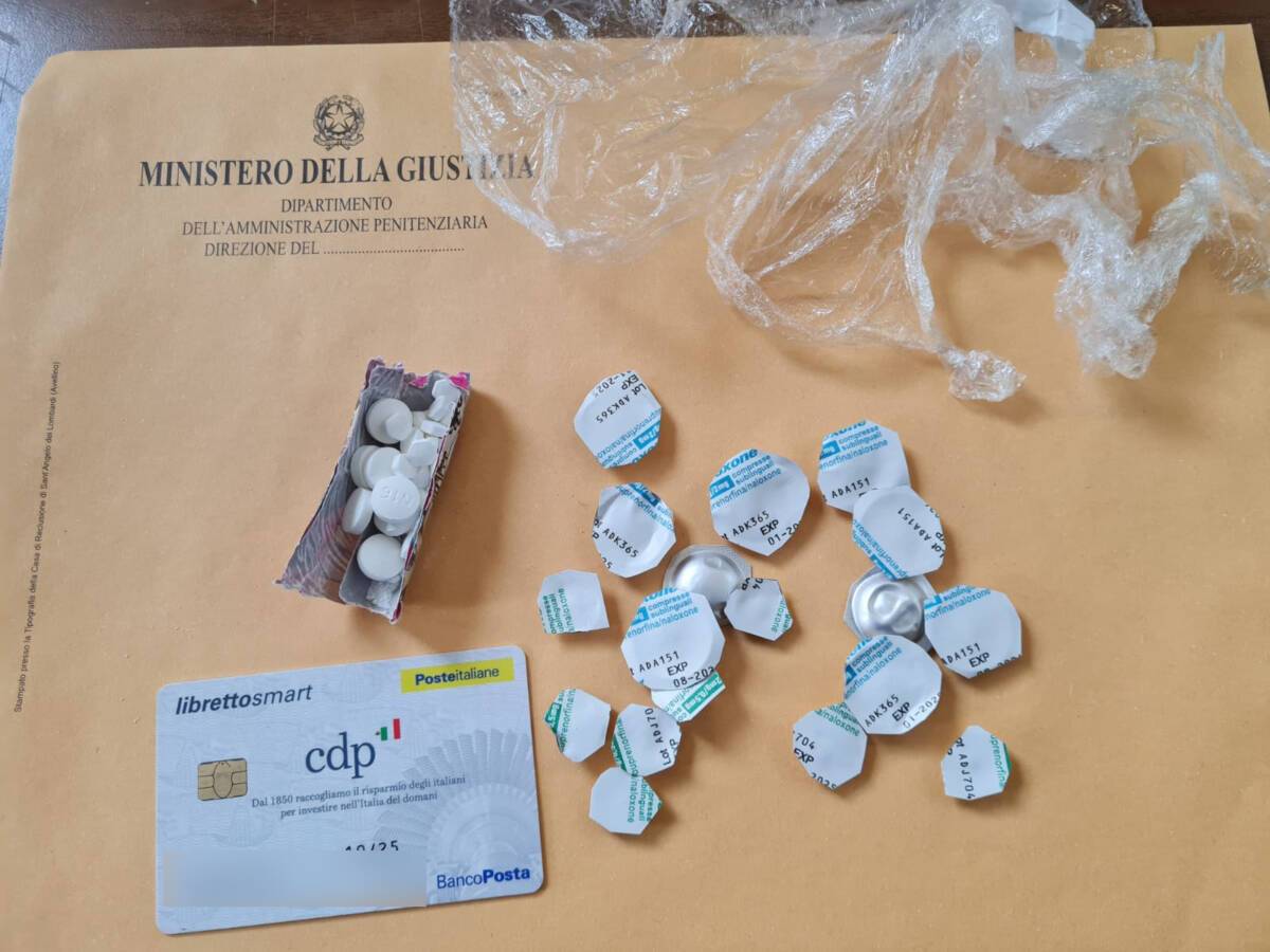 TERAMO: A COLLOQUIO CON IL CONVIVENTE DETENUTO IN CARCERE CON 40 PASTICCHE DI DROGA