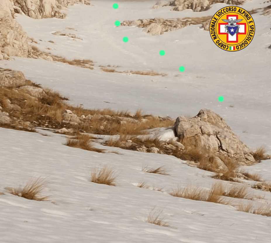 INCIDENTI MONTAGNA: SCIVOLA TRA LE ROCCE PER OLTRE 50 METRI SUL MONTE AMARO, FERITO ESCURSIONISTA