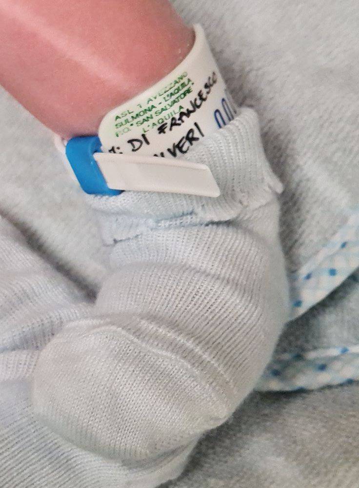 L’AQUILA: E’ NATO ROBERTO, FIGLIO SEGRETARIO LEGA ROBERTO JUNIOR SILVERI E ANTONELLA DI FRANCESCO