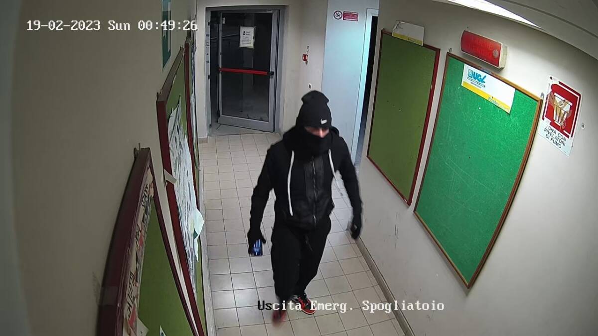 PESCARA: NELLA NOTTE TRA SABATO E DOMENICA SVENTATO FURTO AL CENTRO DI DISTRIBUZIONE POSTE ITALIANE
