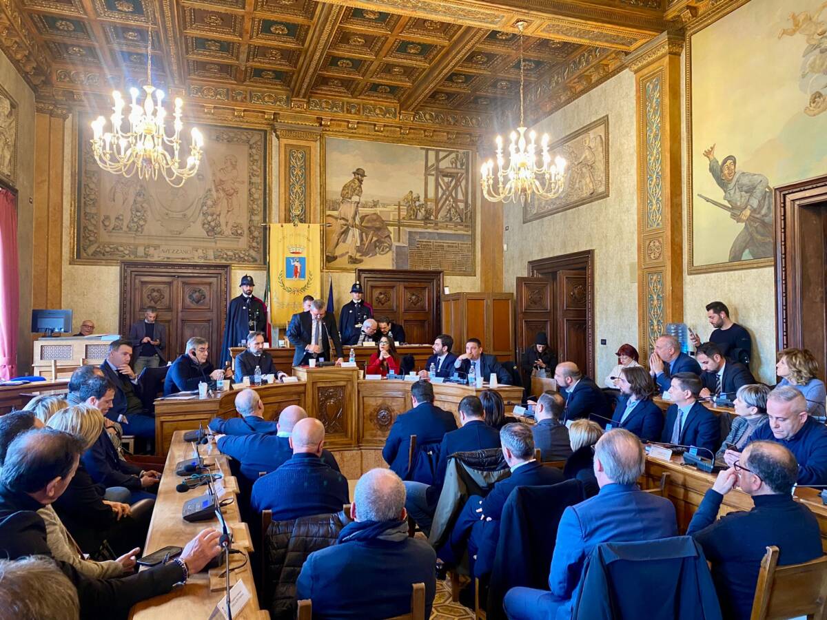 PESCARA-ROMA: CONSIGLIO STRAORDINARIO AD AVEZZANO, “OPERA PRIORITARIA”