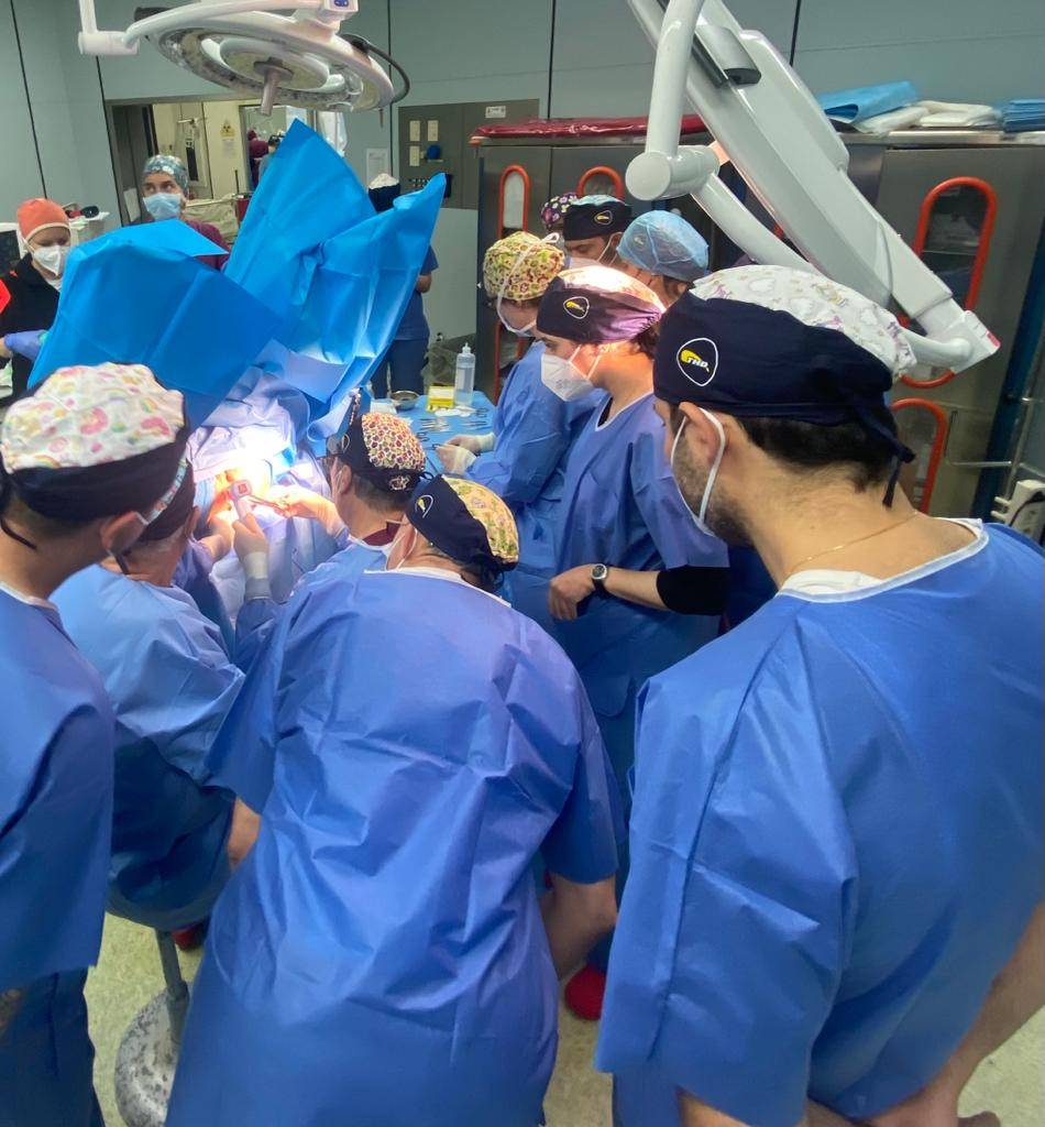OSPEDALE SANT’OMERO: CHIRURGHI ARABI A LEZIONE IN SALA OPERATORIA