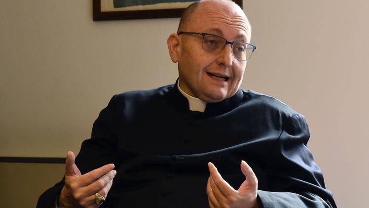 UCCISE ANZIANO PRETE: DON PICCOLI ARRESTATO A ROMA