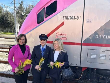 OTTO MARZO: OGGI IN TRENO LA PRIMA DONNA MACCHINISTA IN ABRUZZO