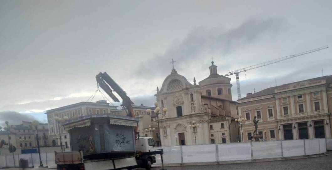 L’AQUILA: RIPAVIMENTAZIONI, PROTESTE COMMERCIANTI. ROMANO E ROTELLINI, “SERVONO RISTORI”