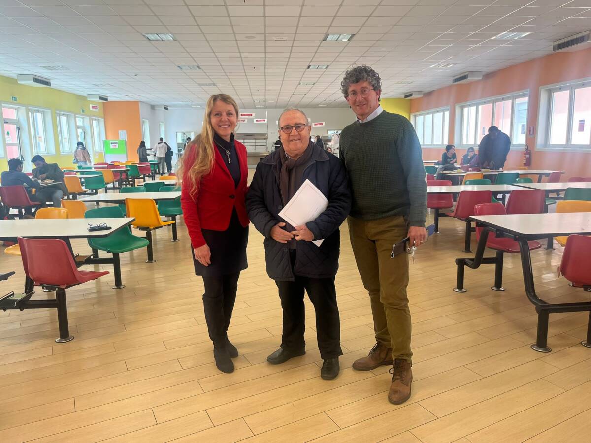 ADSU L’AQUILA: PADRE QUIRINO SALOMONE E ASSESSORE TINARI INCONTRANO GLI STUDENTI