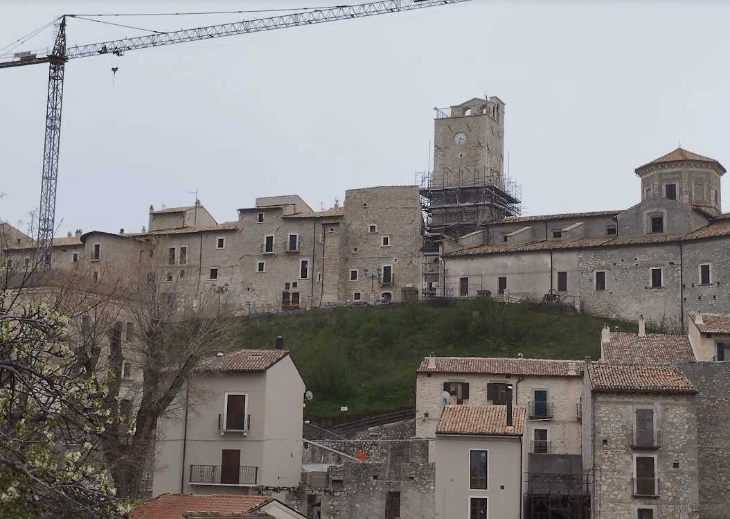 RIAPERTA LA STRADA PROVINCIALE 7 DI CASTEL DEL MONTE CHE PORTA A CAMPO IMPERATORE