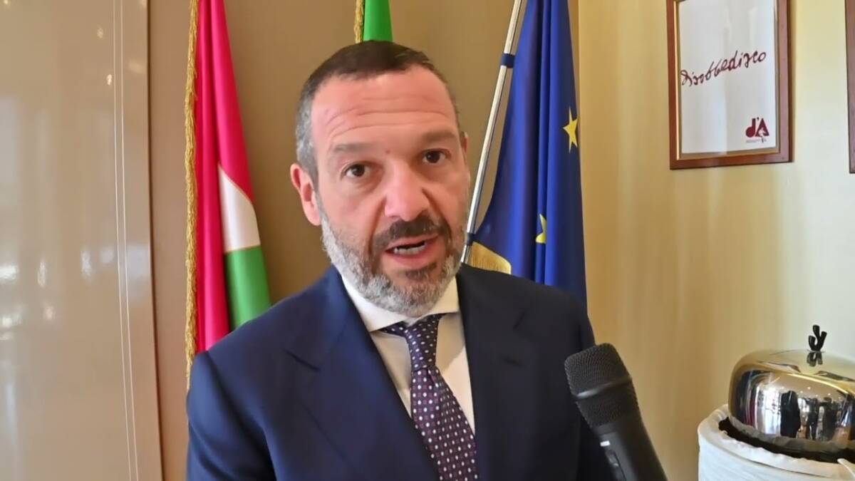 COMUNALI PESCARA: SOSPIRI, “PRONTO A SCENDERE IN CAMPO, D’ALFONSO PERDERA’ ANCHE SECONDO VAGONE”