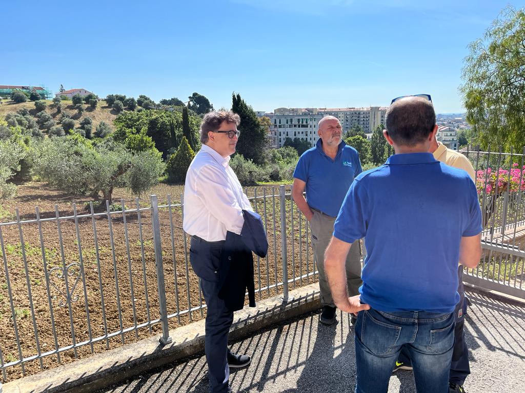 CAOS NEL SISTEMA IRRIGUO A PESCARA: BLASIOLI (PD), “UTENTI NON HANNO L’ACQUA MA PAGANO IL CANONE”