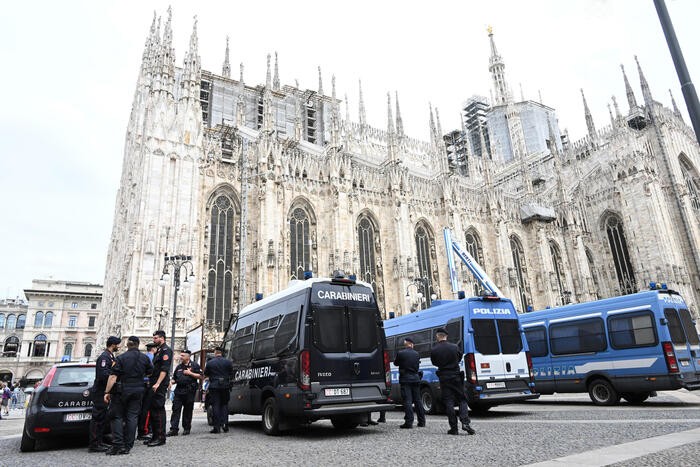 MORTE BERLUSCONI: OGGI FUNERALI DI STATO NEL DUOMO DI MILANO  E LUTTO NAZIONALE