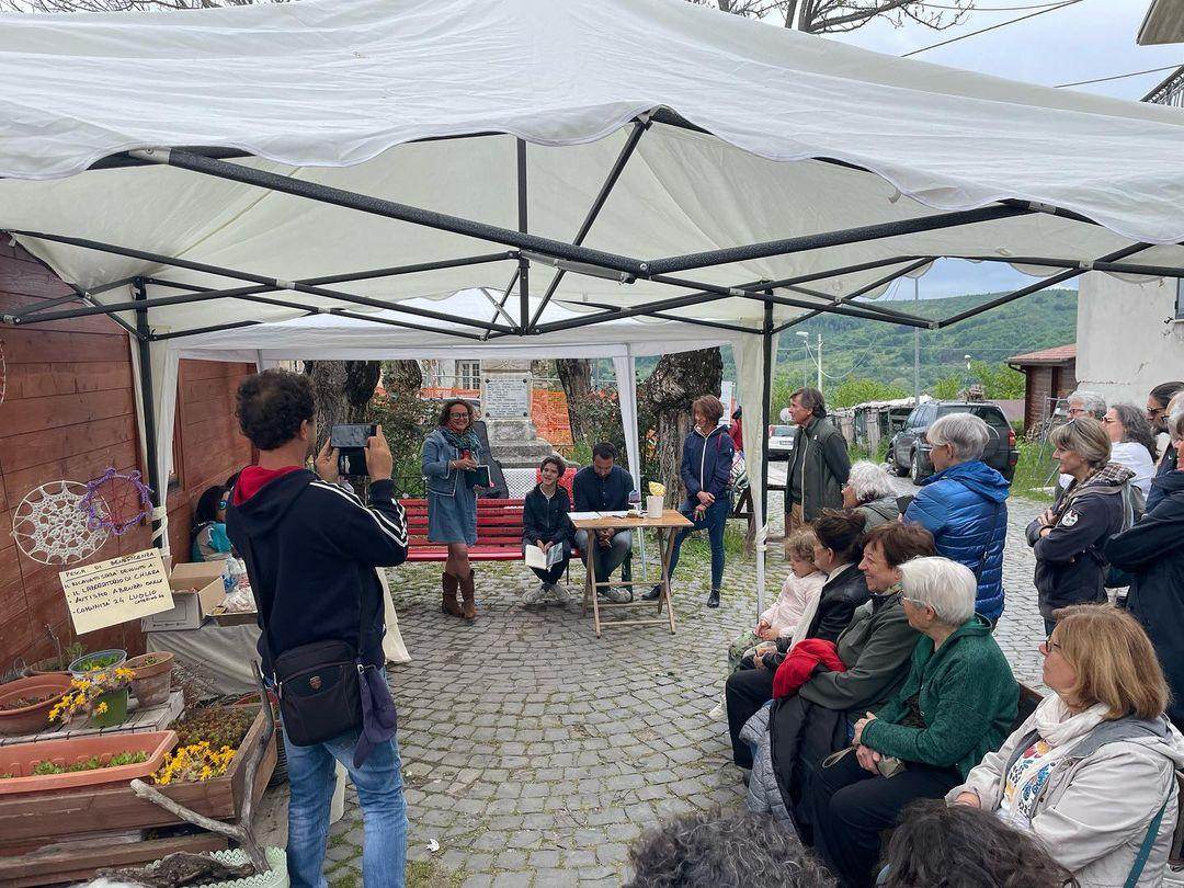 LABORATORIO DI FILATURA A CAMPOTOSTO: RACCOLTI MILLE EURO CHE ANDRANNO IN BENEFICENZA