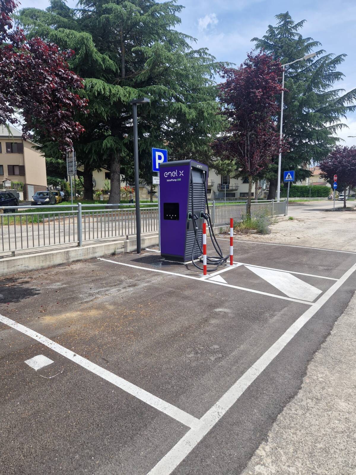 L’AQUILA: ATTIVATE DUE NUOVE POSTAZIONI PER RICARICARE I VEICOLI ELETTRICI IN VIA PAOLUCCI