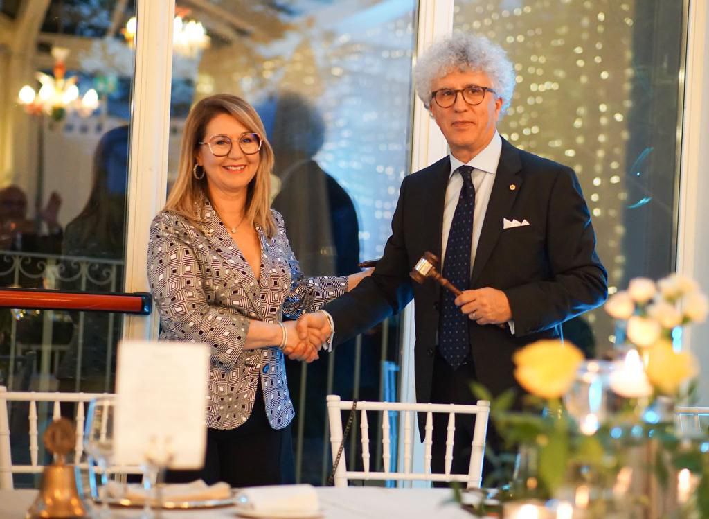LIONS CLUB L’AQUILA, PASSAGGIO DEL MARTELLETTO: MARISA IANNARELLI SUBENTRA A ROCCO TOTARO