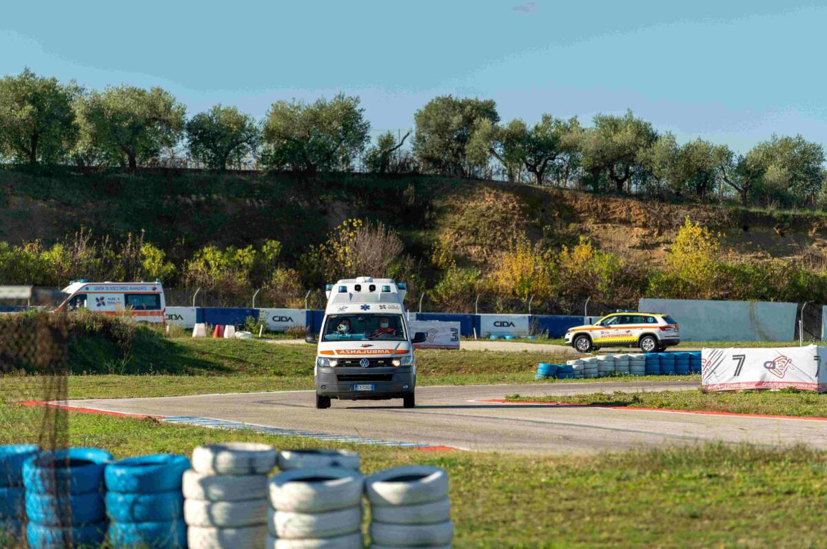 ASL CHIETI: UN CORSO DI GUIDA SICURA PER LE AMBULANZE RISERVATO A 40 OPERATORI DEL 118