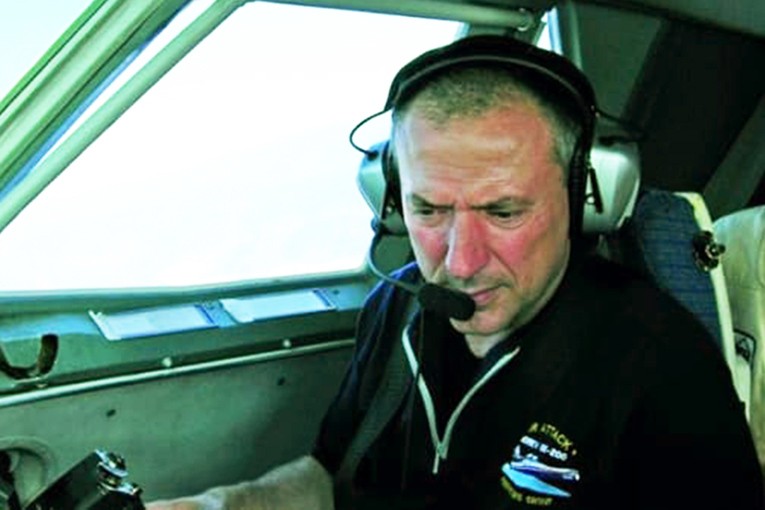 CANADAIR PRECIPITATO NEL 2007: IL COMUNE DI ACCIANO RICORDA IL COMANDANTE ANDREA GOLFERA