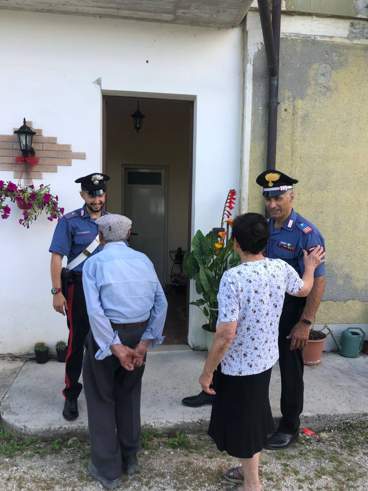 TORRICELLA SICURA: SI FINSE MARESCIALLO DEI CARABINIERE PER TRUFFARE ANZIANA, ARRESTATO