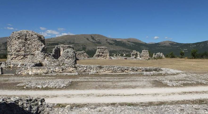 “FESTIVAL DEI POPOLI EUROPEI”: GIOVEDI’ PRESENTAZIONE EVENTO NELL’AREA ARCHEOLOGICA DI PELTUINUM