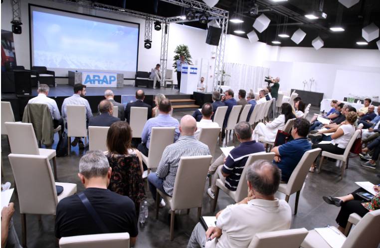 INFRASTRUTTURE ABRUZZO, MARSILIO A CONVEGNO ARAP: “LA CHIAVE DI VOLTA E’ UNA ZES DIFFUSA”