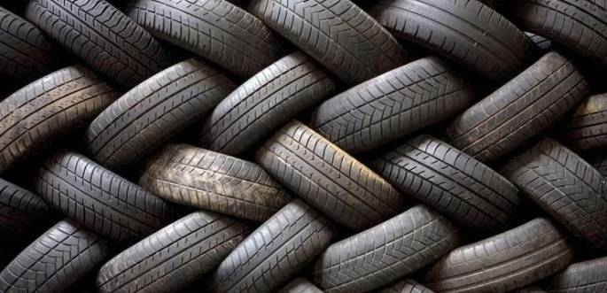 VACANZE, POLIZIA: PNEUMATICI NON CONFORMI PER 8 MILIONI DI VETTURE