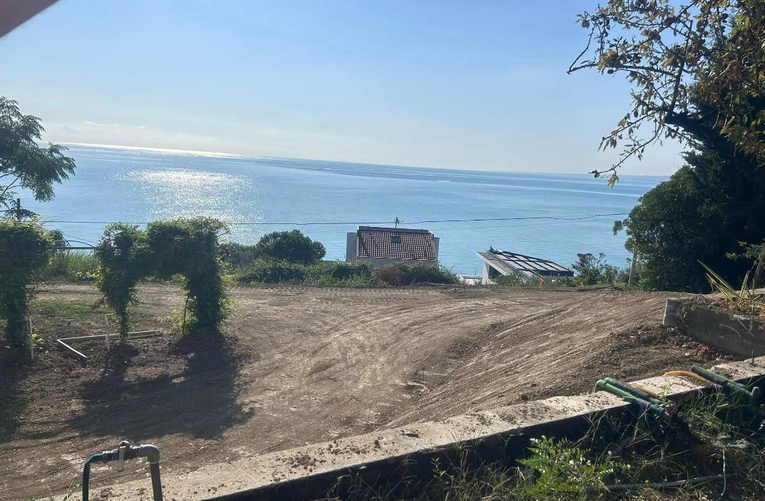 VASTO: DEMOLITE OPERE ABUSIVE IN ZONE PANORAMICHE DELLA CITTA’