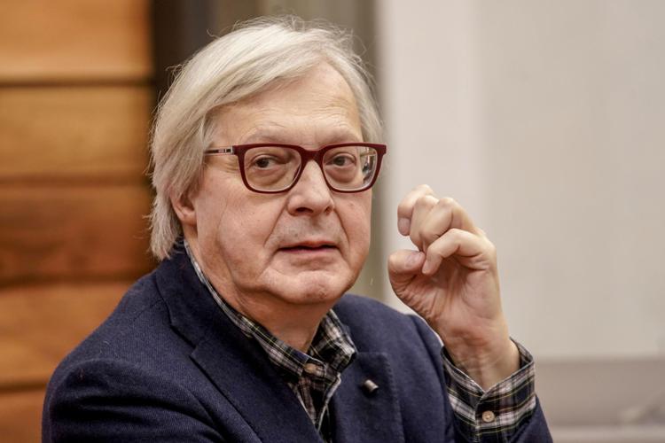 SGARBI A PENNE: SINDACO PETRUCCI, “PD NON VUOLE PRESENZA DI UN SOTTOSEGRETARIO DI STATO”