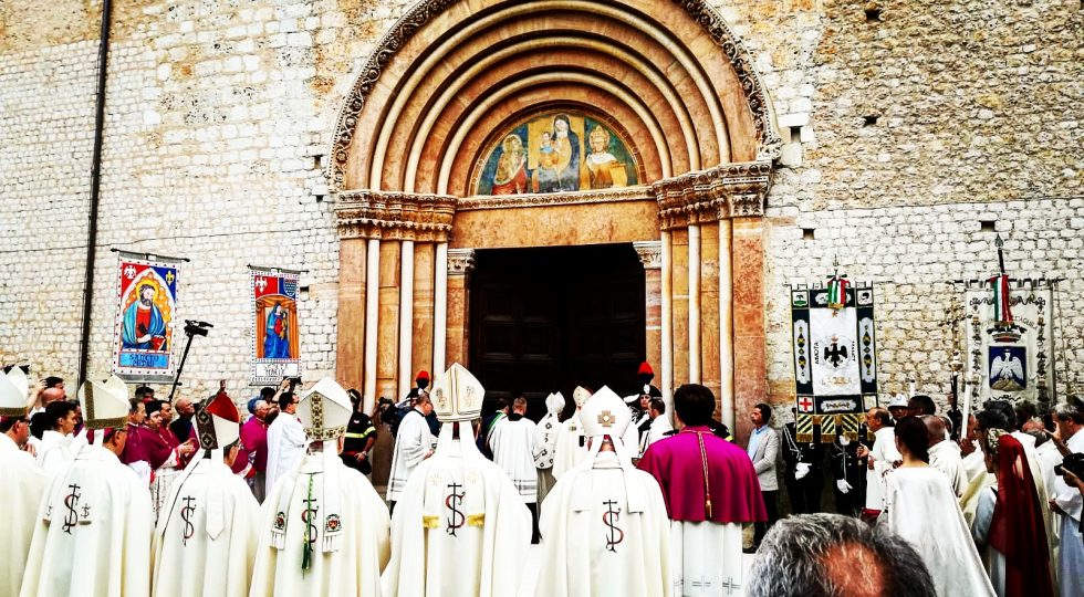 PERDONANZA CELESTINIANA: APERTURA PORTA SANTA E IL PROGRAMMA RELIGIOSO