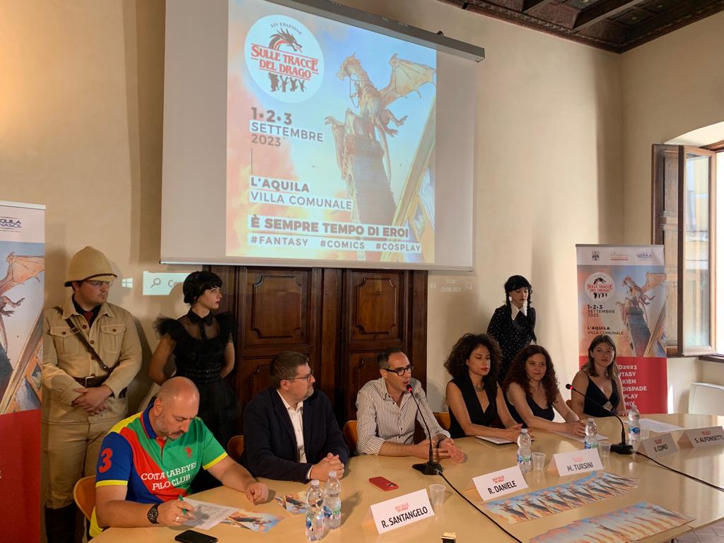 L’AQUILA: PRESENTATO “SULLE TRACCE DEL DRAGO” FESTIVAL DELLA CULTURA POP. AL VIA IL PRIMO SETTEMBRE