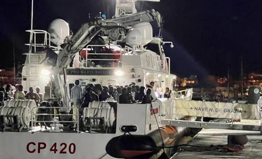 MIGRANTI: AL VIA SGOMBERO A PORTO EMPEDOCLE, TRASFERIMENTI ANCHE IN ABRUZZO