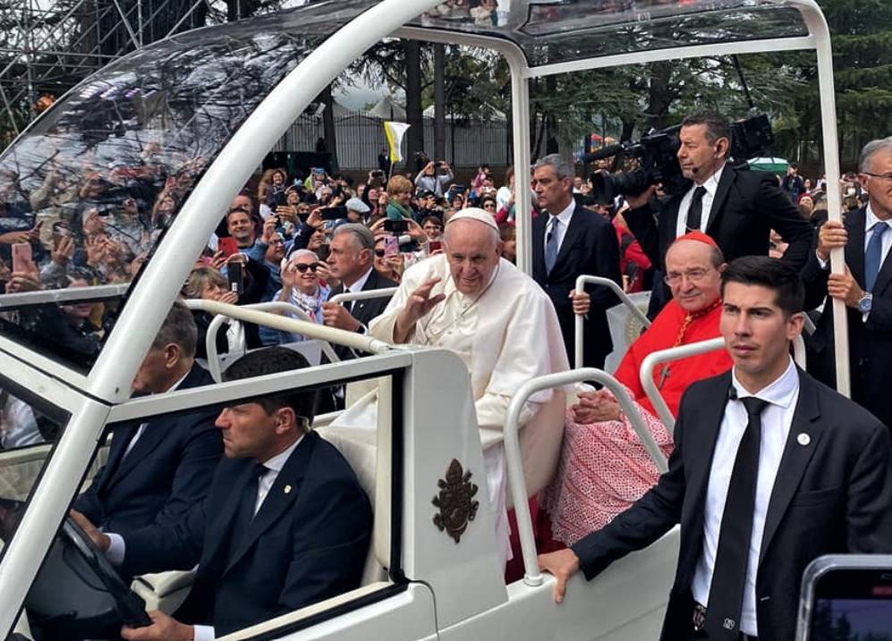 PAPA FRANCESCO: D’AMICO, “NON E’ STATO RIVOLUZIONARIO”, “PERCHE’ NON VADO A FUNERALE? SONO ATEO”
