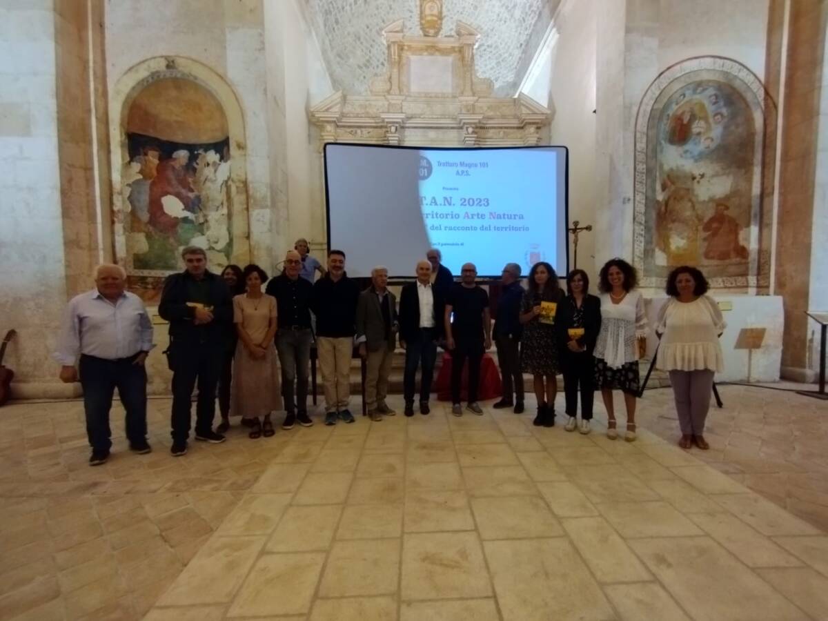 STAN, RACCONTARE L’ABRUZZO IN 3 MINUTI: VINCONO SECONDA EDIZIONE TALENT SHOW TINTI E GARZARELLA